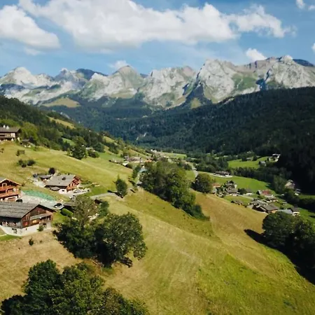 Chalet Lyoba Le Grand-Bornand Exterior photo